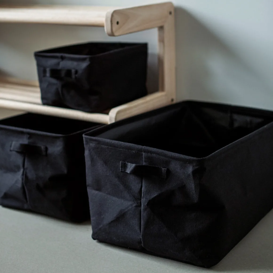 Korg Hopvikbar 31x45cm Svart